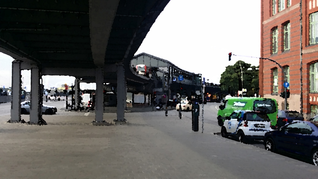 9.00 pm - A Hamburg native points out a typical city sound