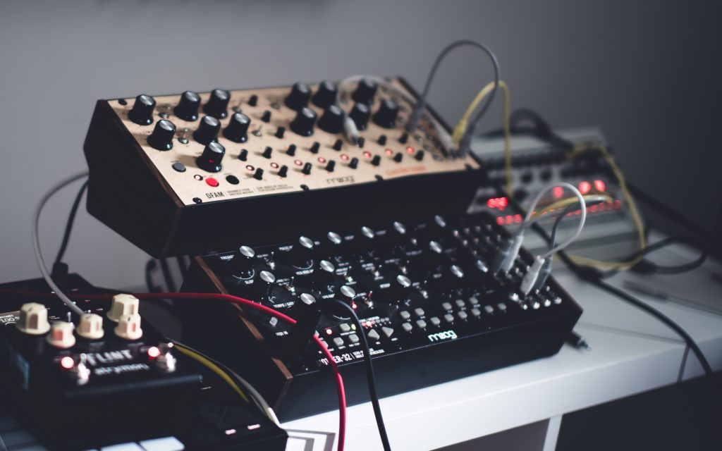 best sound tools of 2019 - Photo by Anton Shuvalov on Unsplash