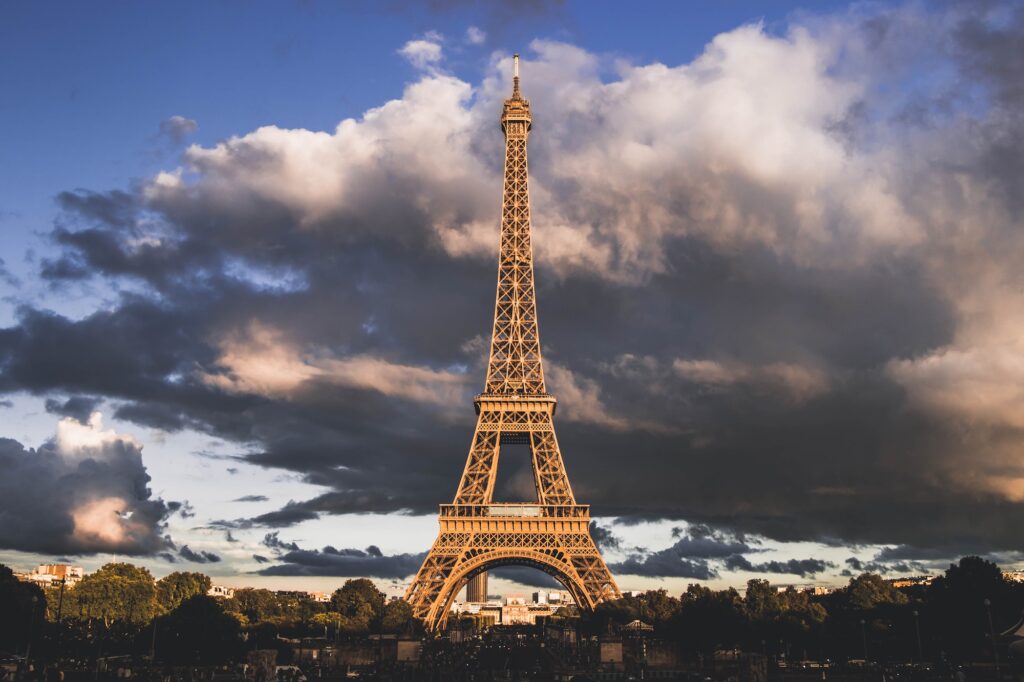 eiffel tower