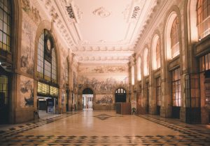 rostyslav-savchyn-4HJfWZWoSiw-unsplash