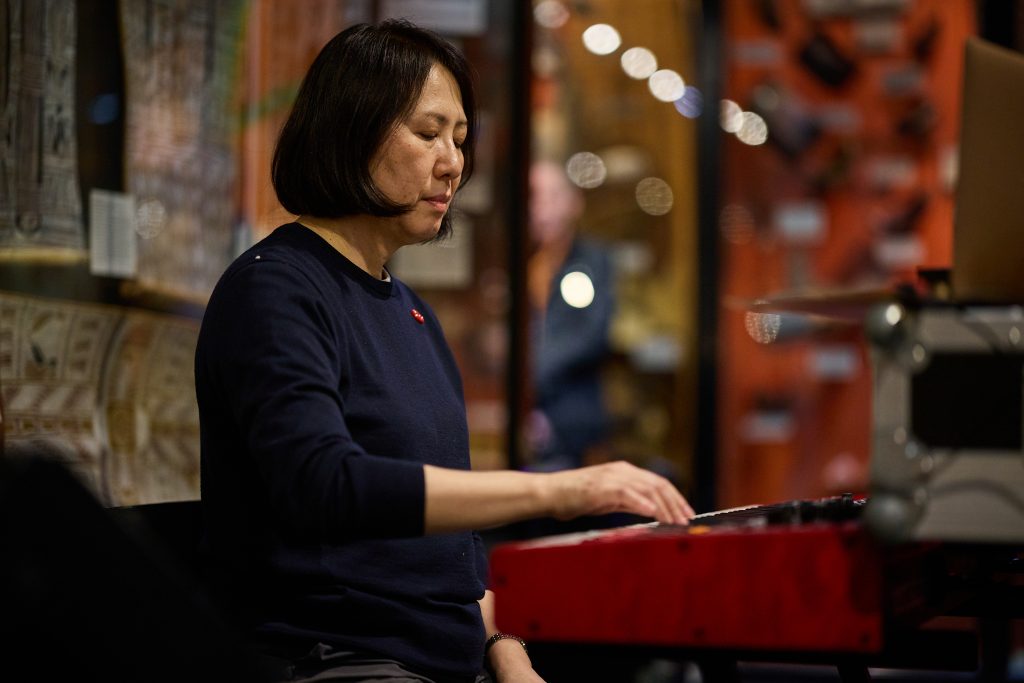 Masako Yokouchi performs live Photo by Ian Wallman
